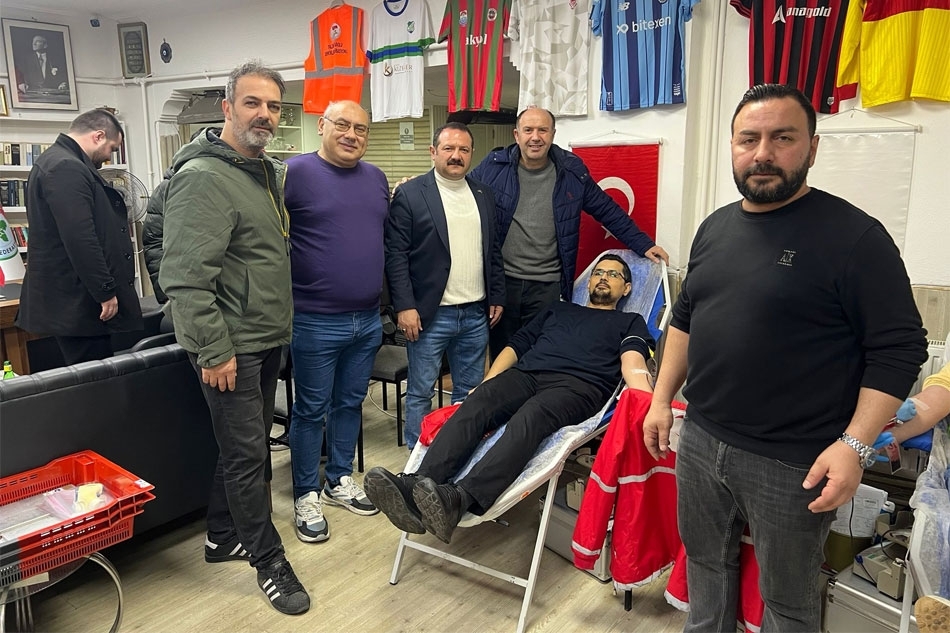 Yalova’da Anadolu Dernekleri Federasyonu Kan Bağışına Davet